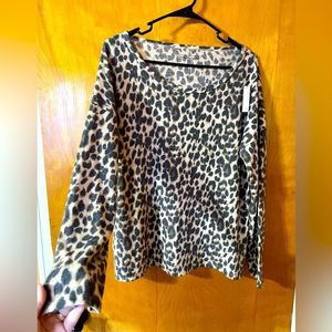 NWT Victorias Secret animal print soft top size M
